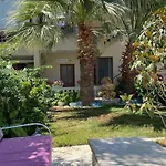 Vacation בית הארחה